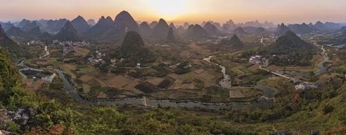 Tionghoa Org - Guilin, Kota di Tiongkok Dengan Pemandangan Alam Yang Menakjubkan - Cuiping Village