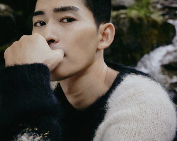 Zhang Han Dalam Sampul Majalah Madame Figaro Hommes