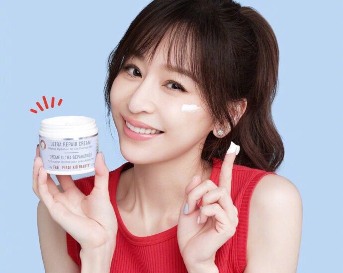 Tionghoa Org - Cyndi Wang Sebagai Brand Ambassador Untuk First Aid Beauty - 1