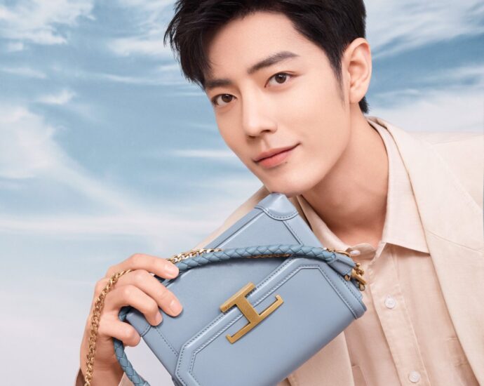 Tionghoa Org - Potret Baru Xiao Zhan Untuk Promosi Brand TOD’S - 1