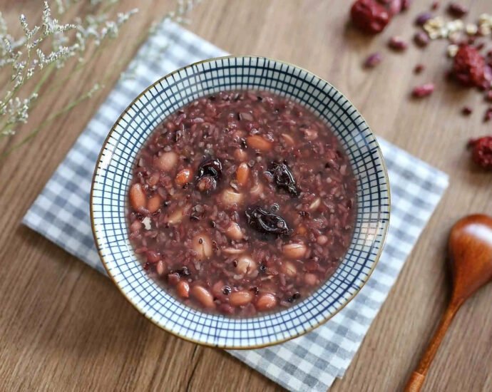 Resep Bubur Delapan Harta Karun (八宝粥)